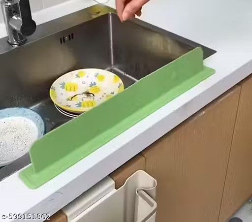 Kitchen Water Splash Guard Sink Splashback for Dish Washing